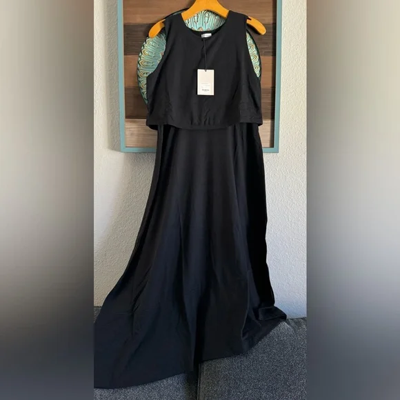 NWT Cuyana Asymmetrical Overlay Dress in Black - eharrisgallery.com